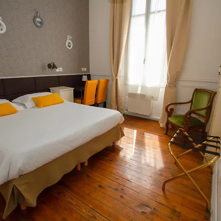 De L'isere Otel 3*